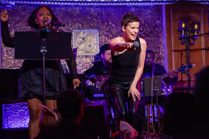 Review: 54 Below Crowd Has Amazing NEW YEAR'S EVE WITH JENN COLELLA  Image