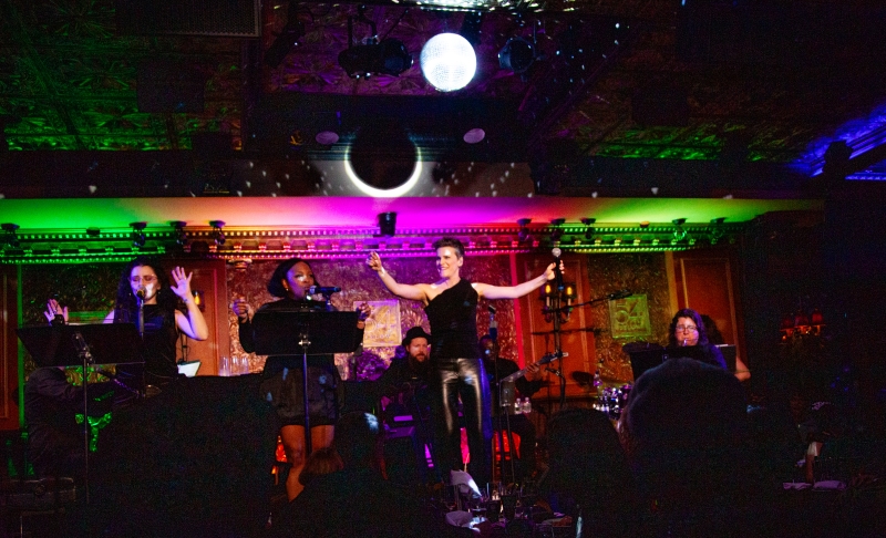 Review: 54 Below Crowd Has Amazing NEW YEAR'S EVE WITH JENN COLELLA  Image