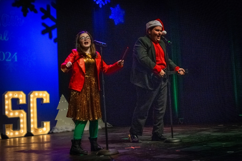 Review: MIRACLE ON MAIN: A HOLIDAY SPECIAL at Arts & Science Center For Southeast Arkansas  Image