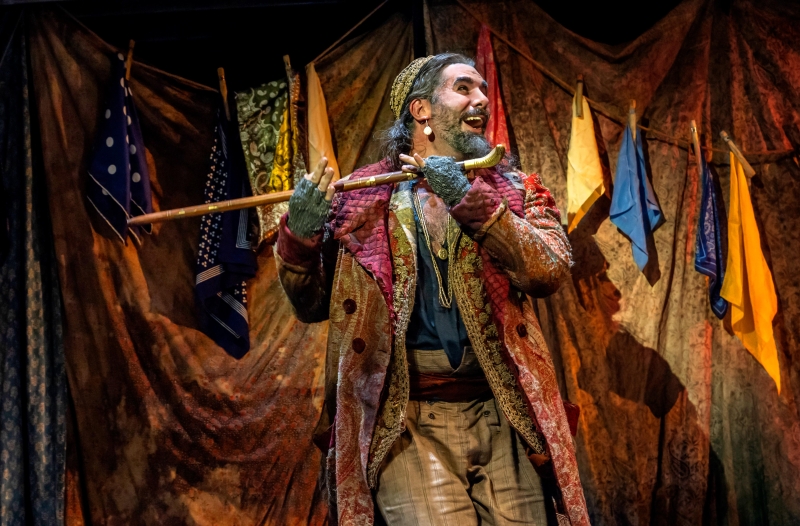Review: OLIVER!, Gielgud Theatre Image