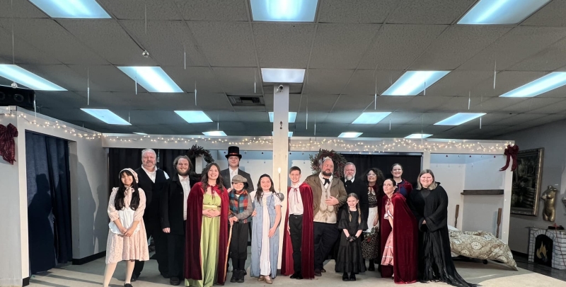 Review: CHRISTMAS CAROL: A GHOST STORY at The HeARTh in Russellville  Image