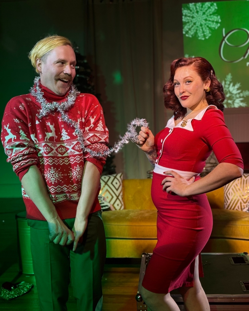 Review: CHRISTMAS WITH THE ROSSES at Melonlight Theater  Image