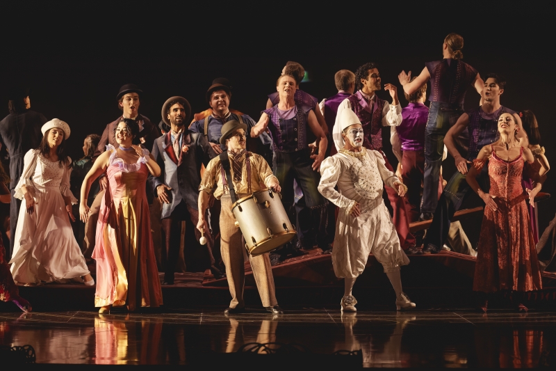 Review: CIRQUE DU SOLEIL: CORTEO, Royal Albert Hall Image