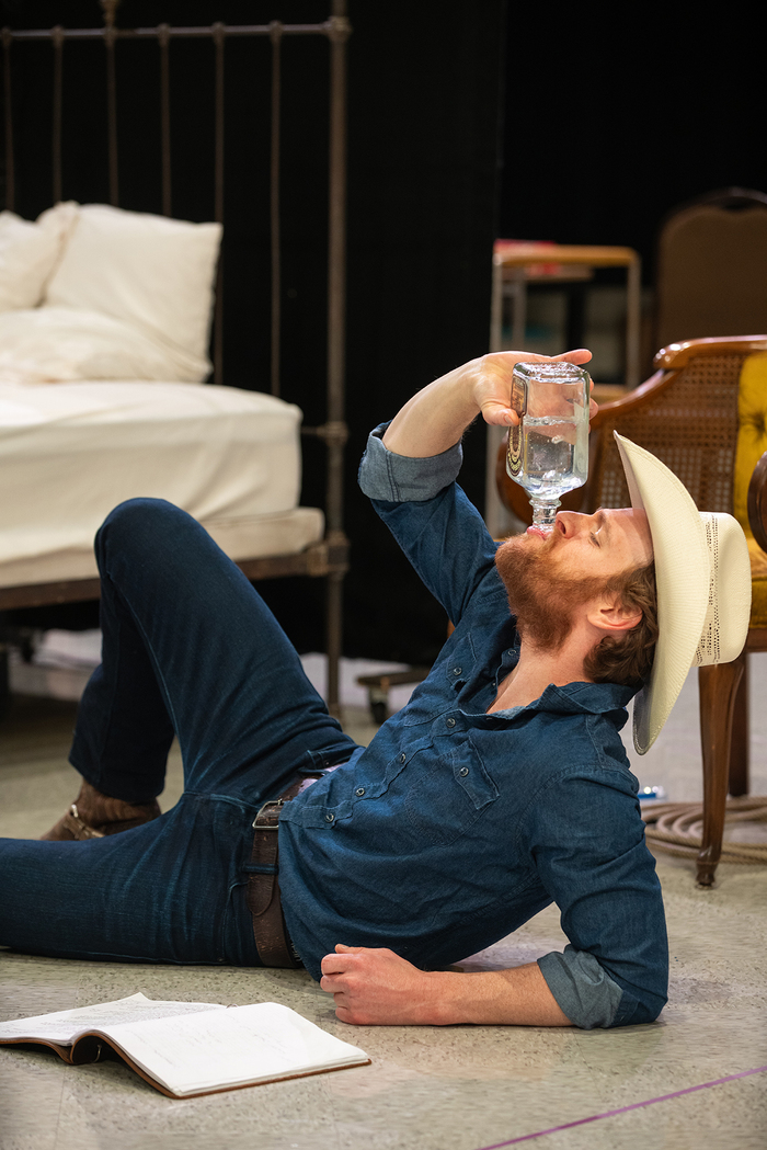 Photos: FOOL FOR LOVE In Rehearsal At Steppenwolf Theatre Company  Image