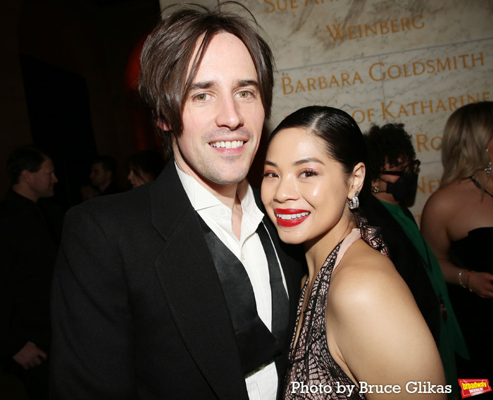 Reeve Carney and Eva Noblezada Photo