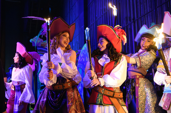 Photos: Behind The Curtain Of PETER PAN At Birmingham Hippodrome  Image