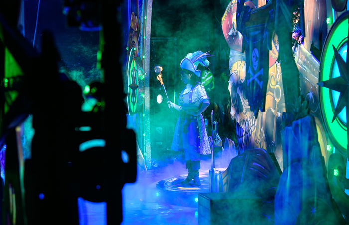 Photos: Behind The Curtain Of PETER PAN At Birmingham Hippodrome  Image