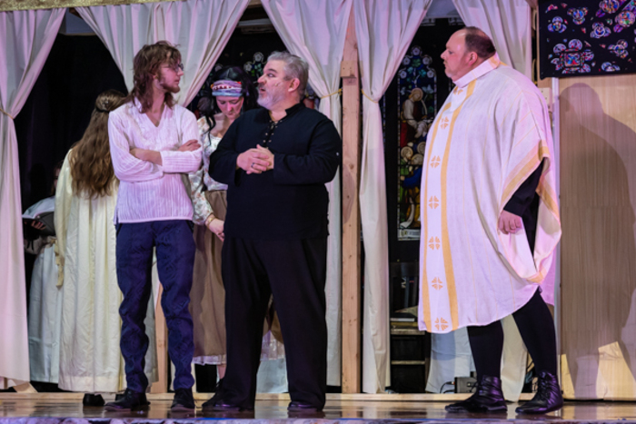 Photos: First Look at Rise Up Art Alliance’s THE HUNCHBACK OF NOTRE DAME Image