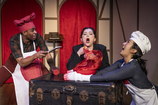 Photos: Oil Lamp Theater Presents THE COMPLETE WORKS OF WILLIAM SHAKESPEARE (ABRIDGED)  Image