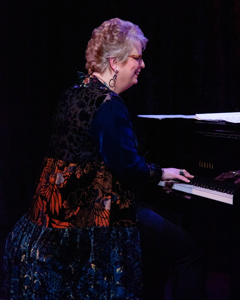Review: MONICA RAMEY Heartily Welcomed Back To Birdland Image
