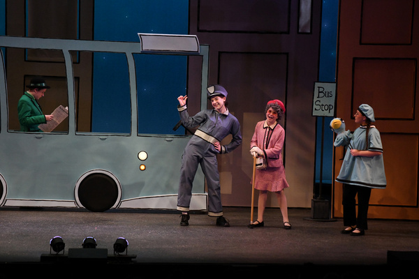 Photos: DON'T LET THE PIGEON DRIVE THE BUS! at Stages Theatre Company  Image