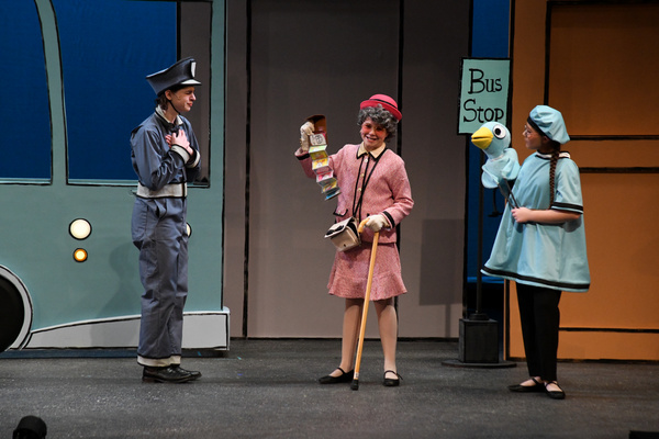 Photos: DON'T LET THE PIGEON DRIVE THE BUS! at Stages Theatre Company  Image