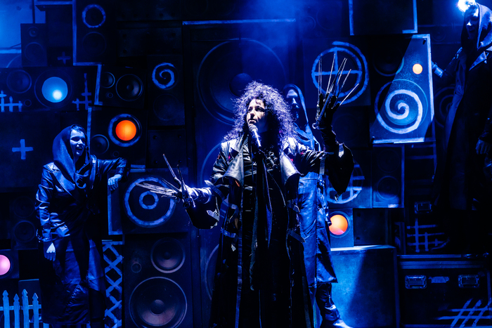 Photos: SCISSORHANDZ: A Musical Reinvented Gets UK Premiere At Southwark Playhouse  Image