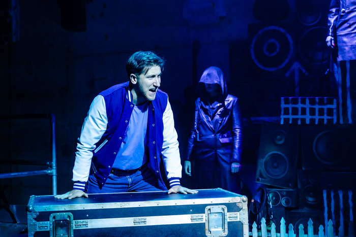 Photos: SCISSORHANDZ: A Musical Reinvented Gets UK Premiere At Southwark Playhouse  Image