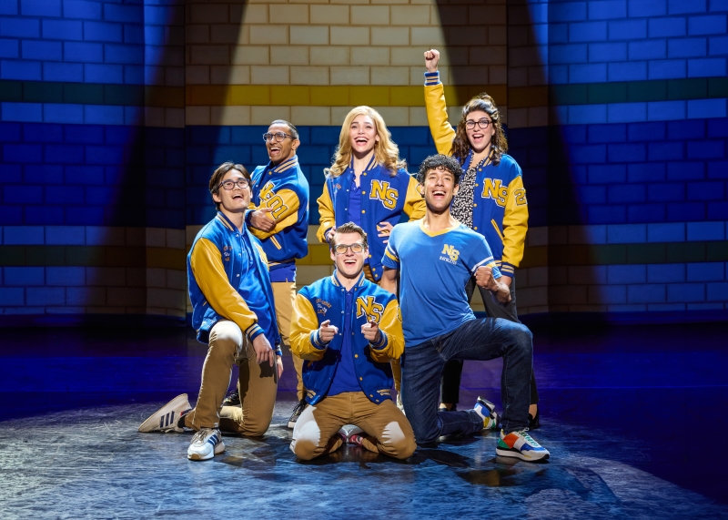 Review: MEAN GIRLS at Theatre Under The Stars (TUTS) Image