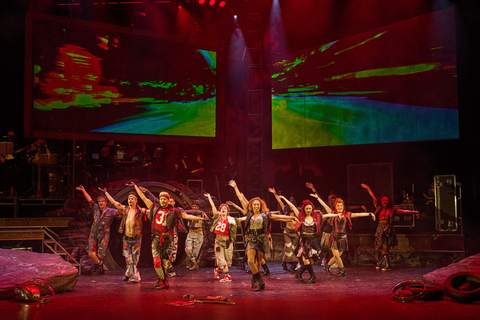 Photos: BAT OUT OF HELL Launches UK Tour Image