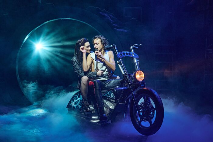 Photos: BAT OUT OF HELL Launches UK Tour Image