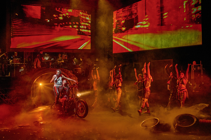 Photos: BAT OUT OF HELL Launches UK Tour  Image