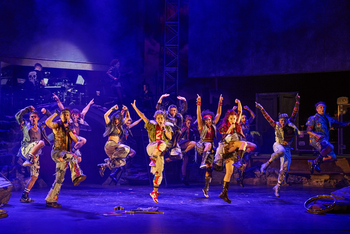 Photos: BAT OUT OF HELL Launches UK Tour  Image