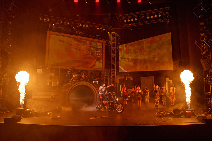 Photos: BAT OUT OF HELL Launches UK Tour Image