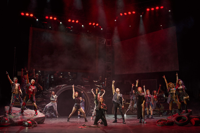 Photos: BAT OUT OF HELL Launches UK Tour  Image