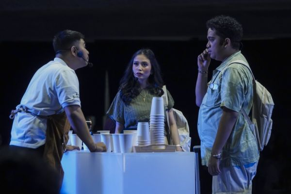 Review: ARAH PULANG: a Heartwarming, Contemporary Christmas Tale  Image