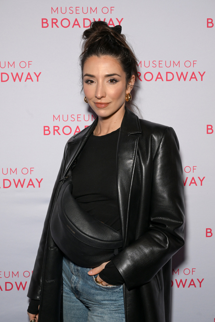 Ashley Loren (Actor): Credits, Bio, News & More | Broadway World