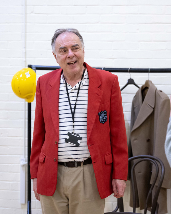 Photos: HANDBAGGED in Rehearsals at Queen's Theatre Hornchurch  Image