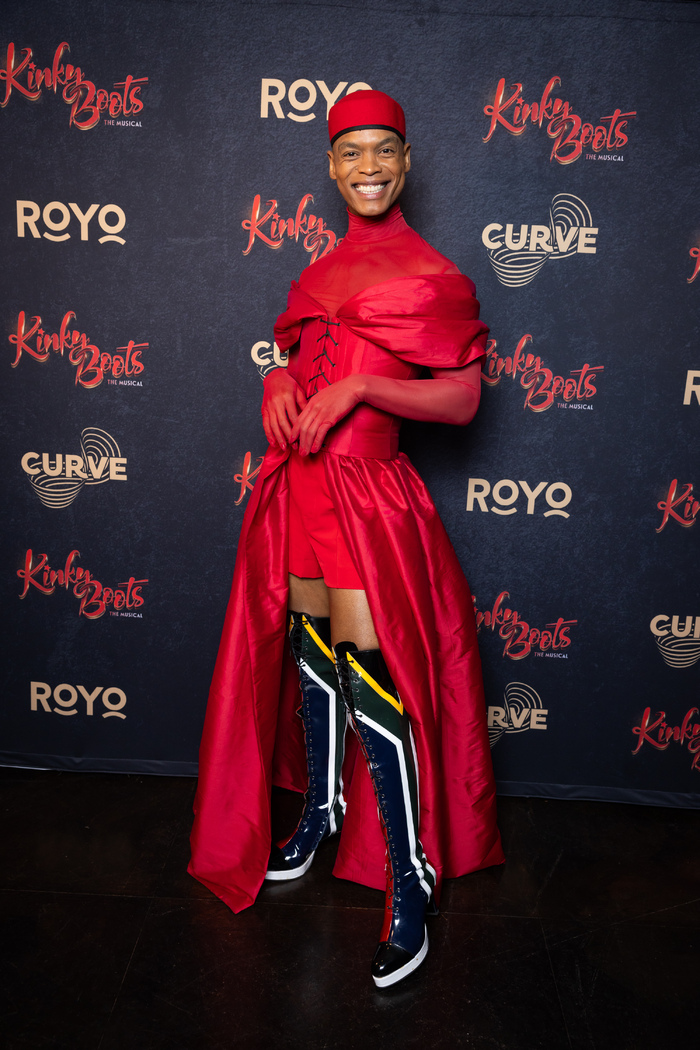 Photos: Cyndi Lauper and More Attend KINKY BOOTS UK Tour Gala Night  Image