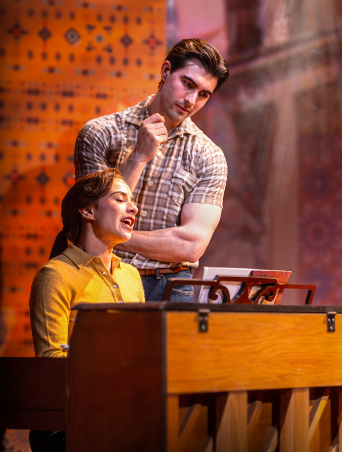 Photos & Video: BEAUTIFUL: THE CAROLE KING MUSICAL at Drury Lane Theatre  Image