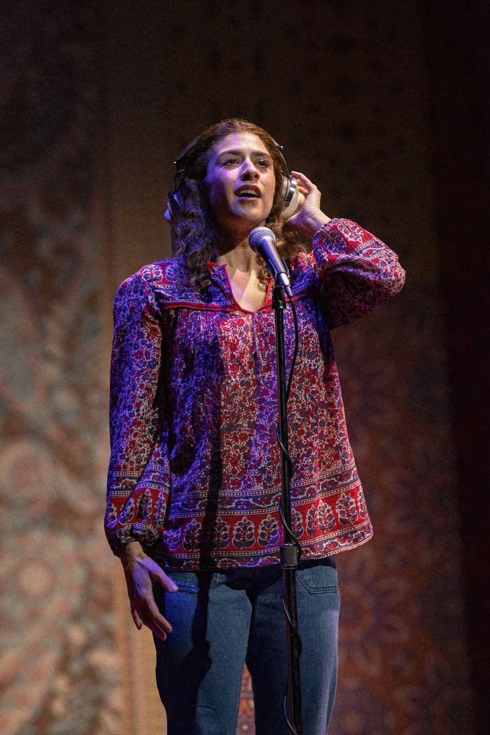 Photos & Video: BEAUTIFUL: THE CAROLE KING MUSICAL at Drury Lane Theatre  Image