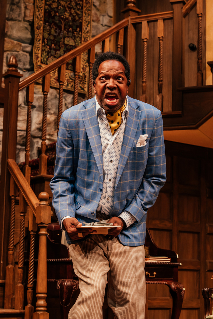 Photos: NOISES OFF Now Playing at Geffen Playhouse﻿  Image