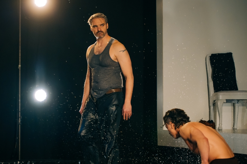 Review: CRAVE at Intiman Theater Image