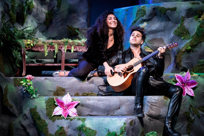 Review: A MIDSUMMER NIGHT'S DREAM at Guthrie Theater  Image