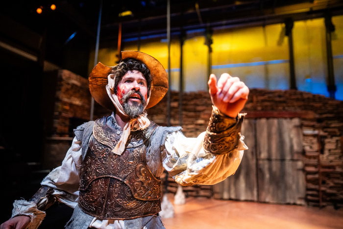 Photos: Lookingglass Theatre Company's CIRCUS QUIXOTE Image