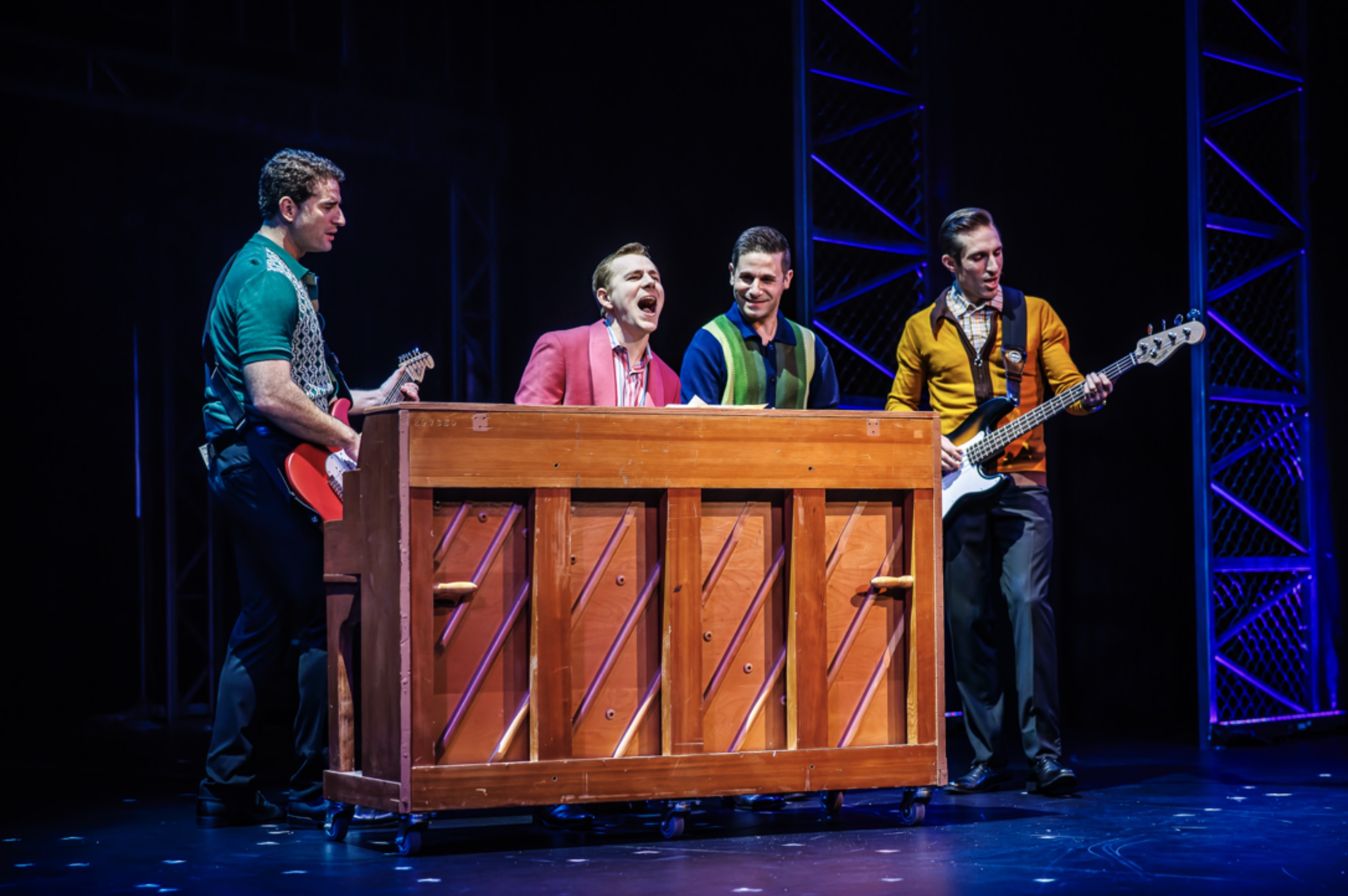 Photos: JERSEY BOYS at ZACH Theatre  Image