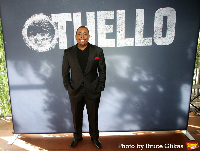 Photos: Denzel Washington, Jake Gyllenhaal, and the Cast of OTHELLO Meet the Press  Image