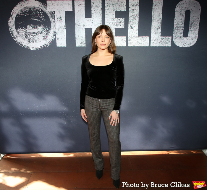 Photos: Denzel Washington, Jake Gyllenhaal, and the Cast of OTHELLO Meet the Press  Image