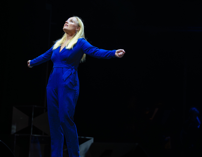 Photos: Kerry Ellis, Adam Garcia and More in IF/THEN UK Premiere  Image