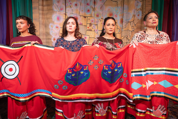 Photos: FOUR WOMEN IN RED Premieres This Friday At The Victory  Image