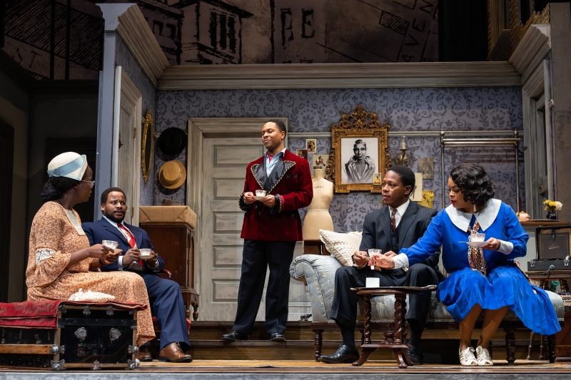Review: BLUES FOR AN ALABAMA SKY at Seattle Rep Image