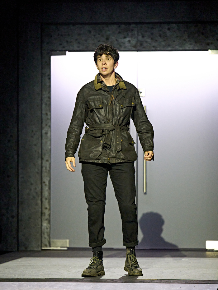 Photos: Jonathan Bailey and More in RICHARD II  Image