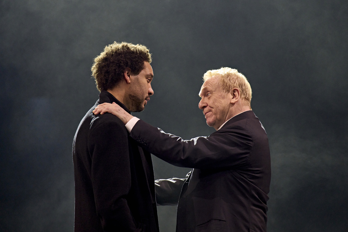 Photos: Jonathan Bailey and More in RICHARD II Image