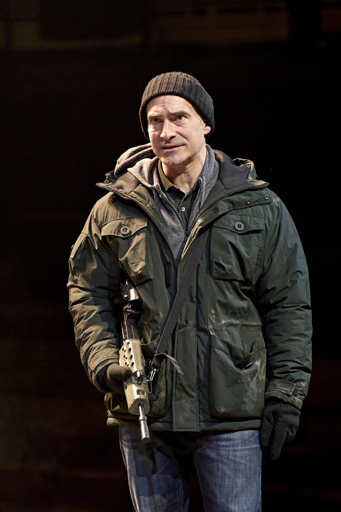 Photos: Jonathan Bailey and More in RICHARD II Image