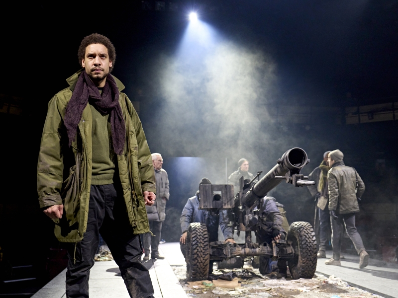 Review: RICHARD II, Starring Jonathan Bailey Image