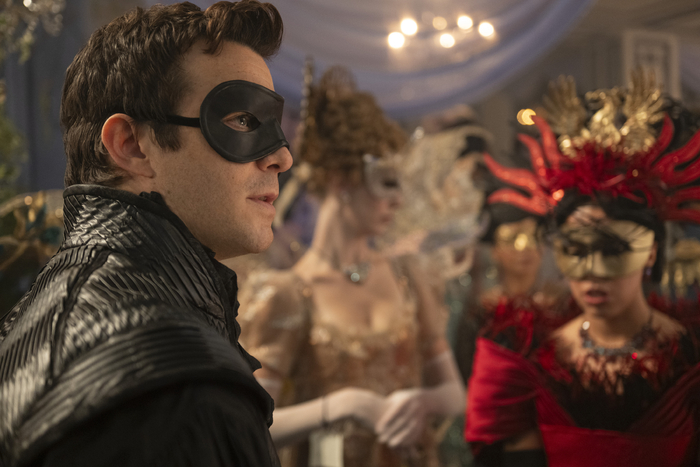 Video/Photos: BRIDGERTON Season 4 First Look at New Characters, Masquerade Ball, & More Image