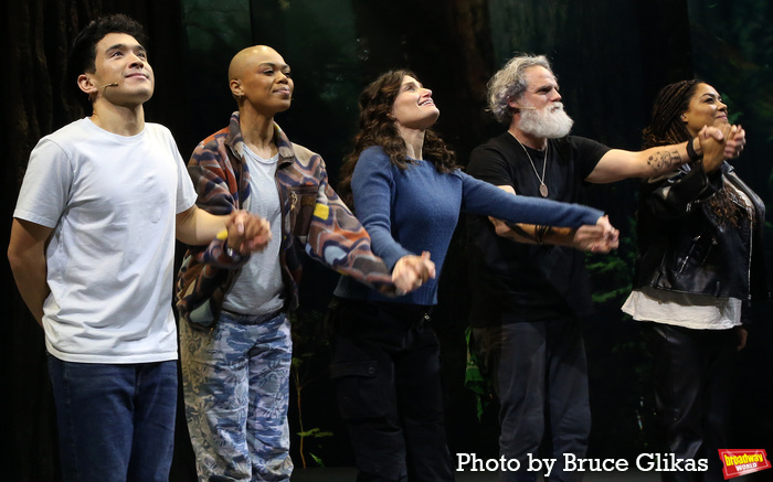 Zachary Noah Piser, Khaila Wilcoxon, Idina Menzel, Michael Park and De'Adre Aziza  Photo