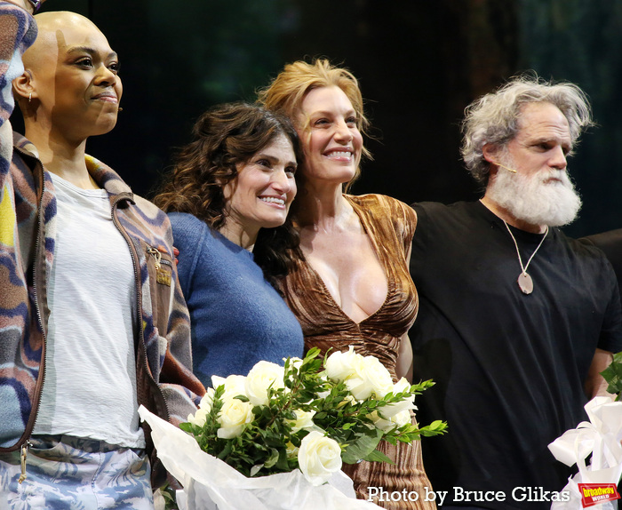 Khaila Wilcoxon, Idina Menzel, Jessica Phillips and Michael Park Photo