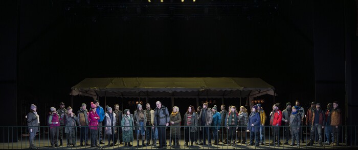 Photos: MARY QUEEN OF SCOTS At English National Opera Image