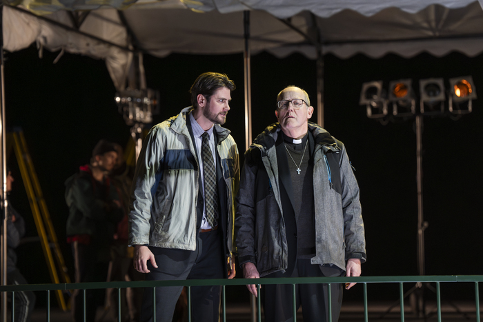 Photos: MARY QUEEN OF SCOTS At English National Opera Image